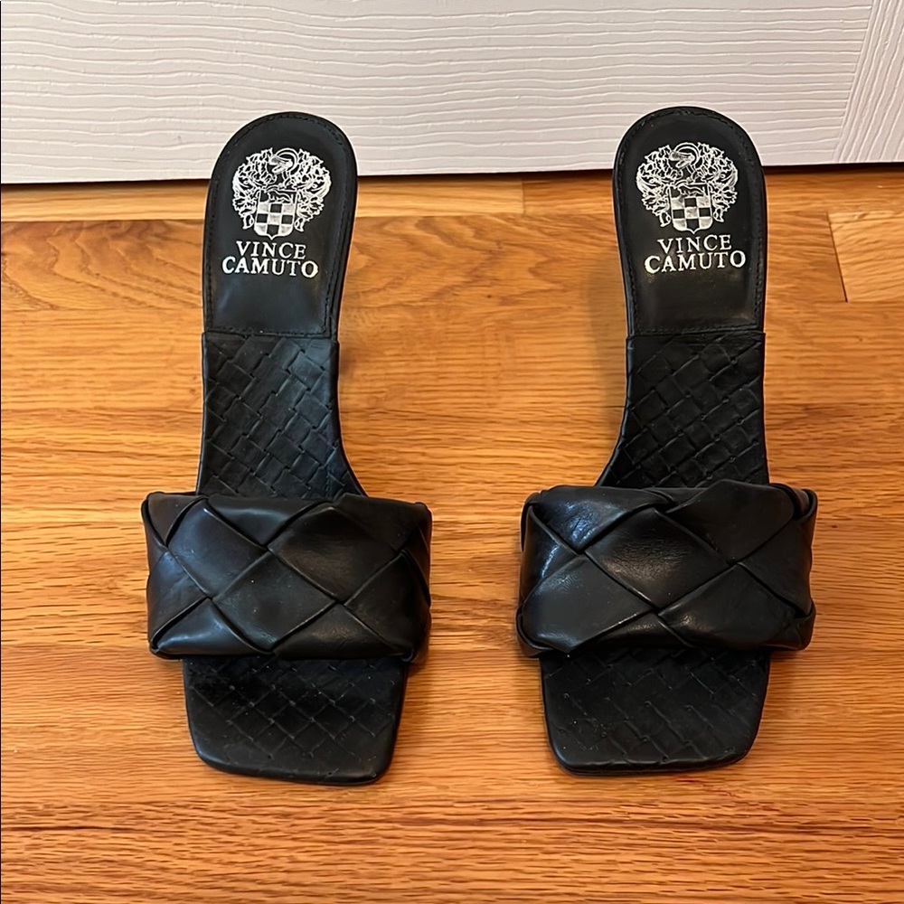 Vince Camuto Black Woven Slide Sandals - Size 7.5